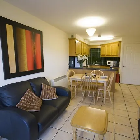 Dunaras Holiday Village Galway Room photo