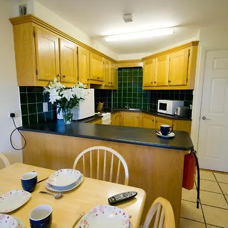 Dunaras Holiday Village Galway Room photo