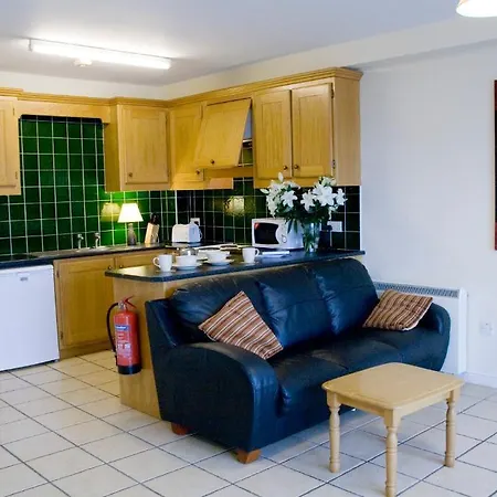 Dunaras Holiday Village Galway Room photo